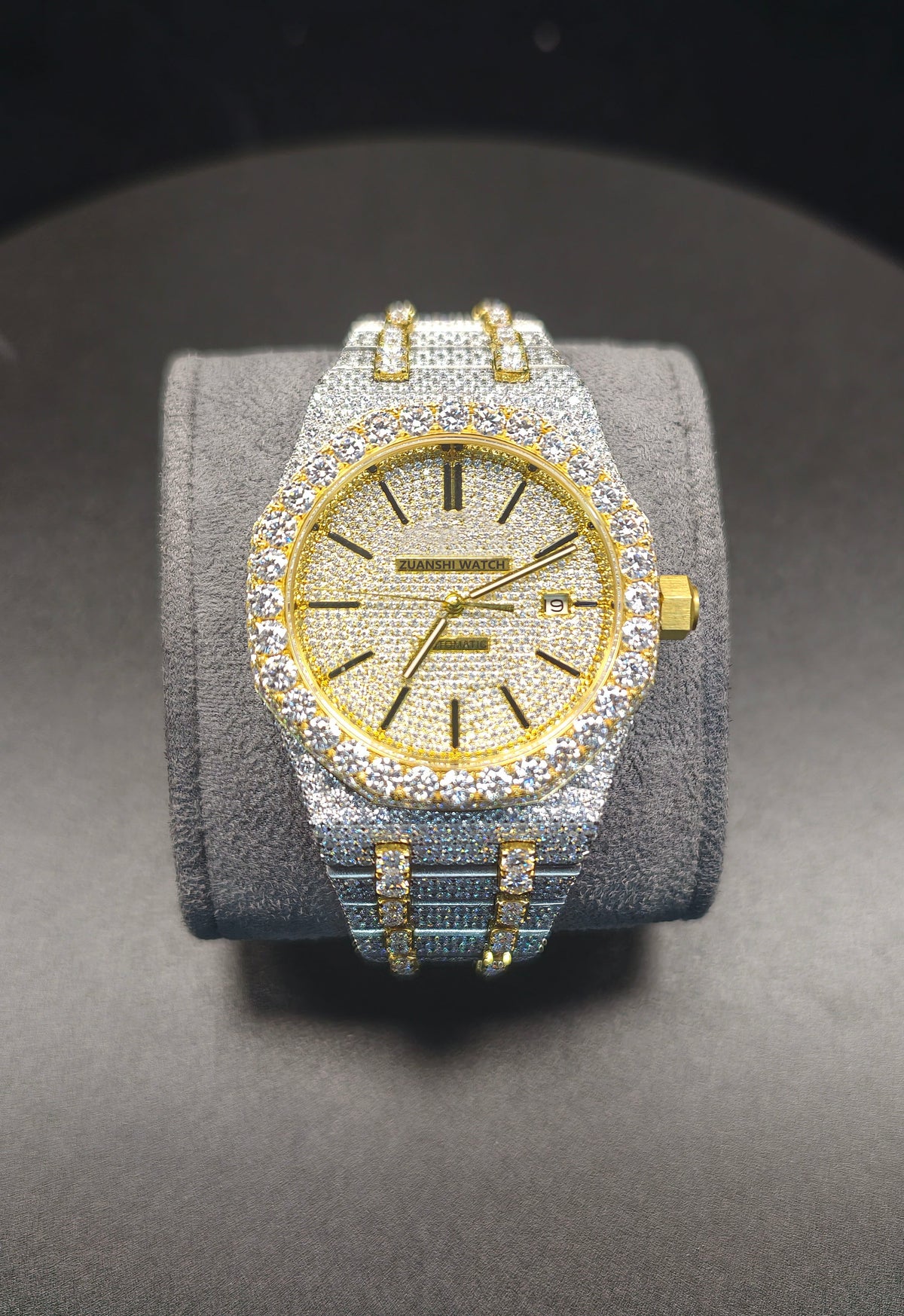 Luxury APT Hip Hop Gold Roman Dial Moissanite Iced Out Men's Watch