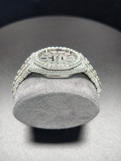Luxury APT Hip Hop Silver Roman Dial Moissanite Iced Out Men's Watch